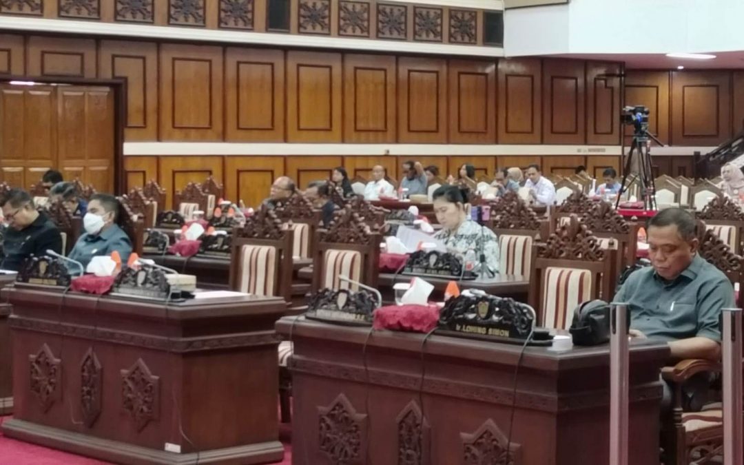 Rapat Paripurna Persetujuan Bersama Gubernur dan DPRD Terhadap Raperda Pengelolaan Keuangan Daerah